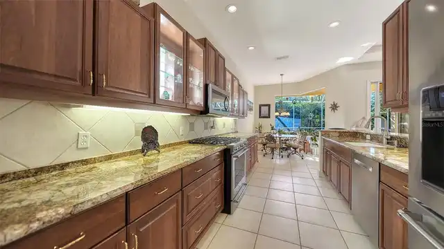 Listing Photo 19