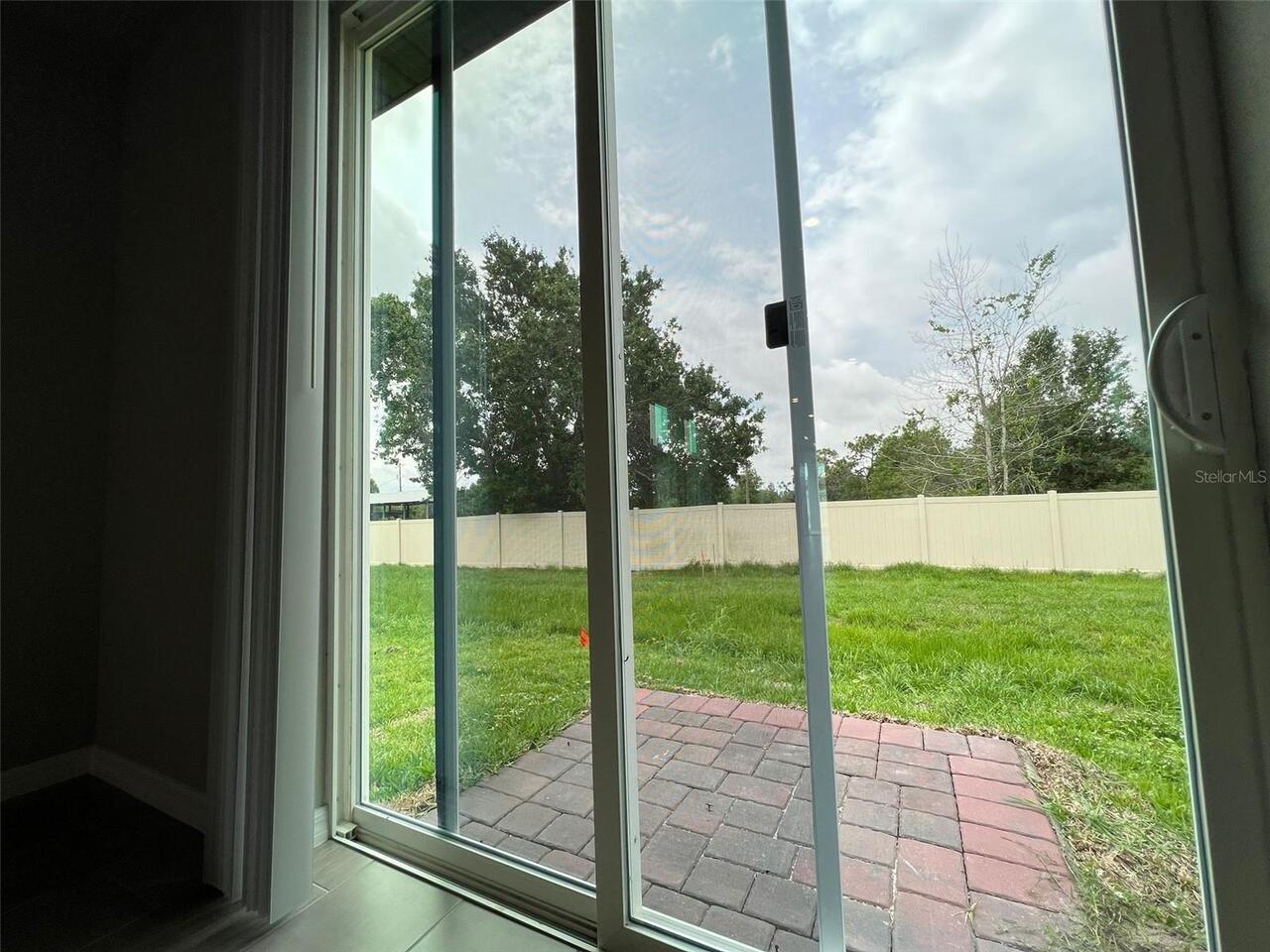 Listing Photo 9