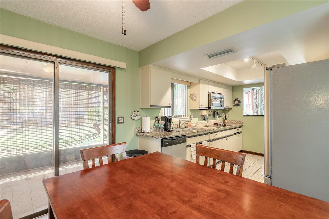 Listing Photo 16