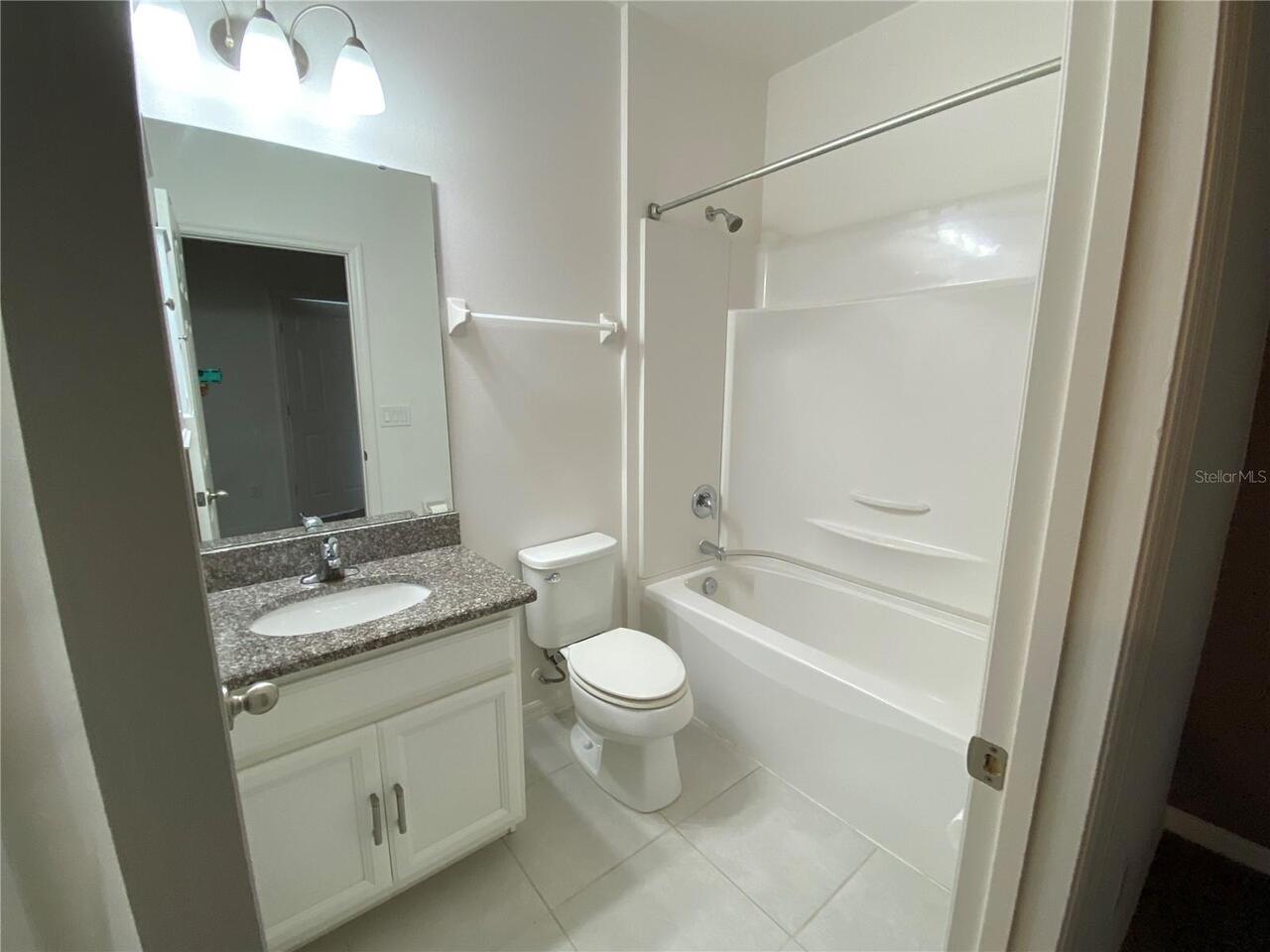 Listing Photo 14