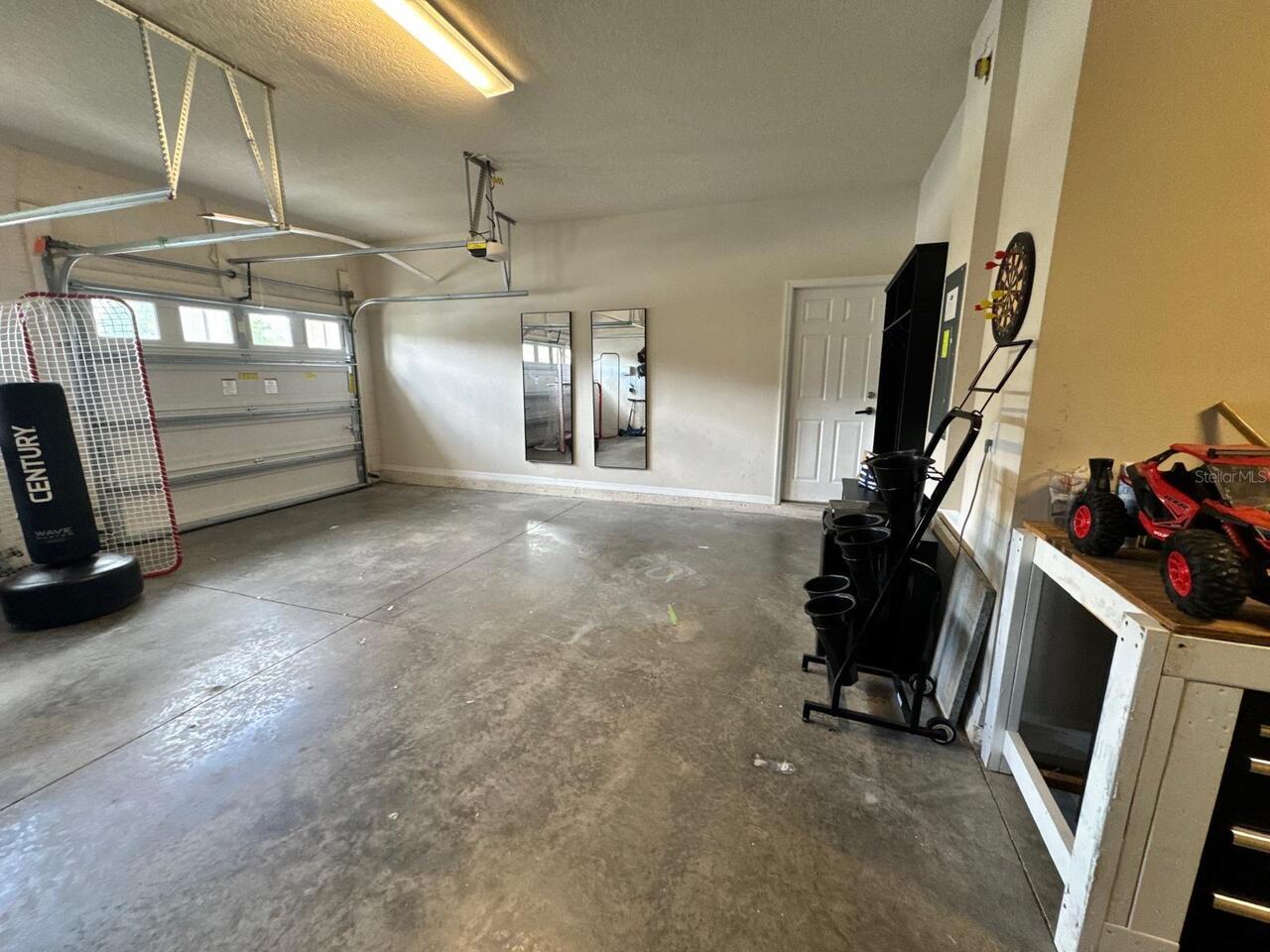 Listing Photo 12