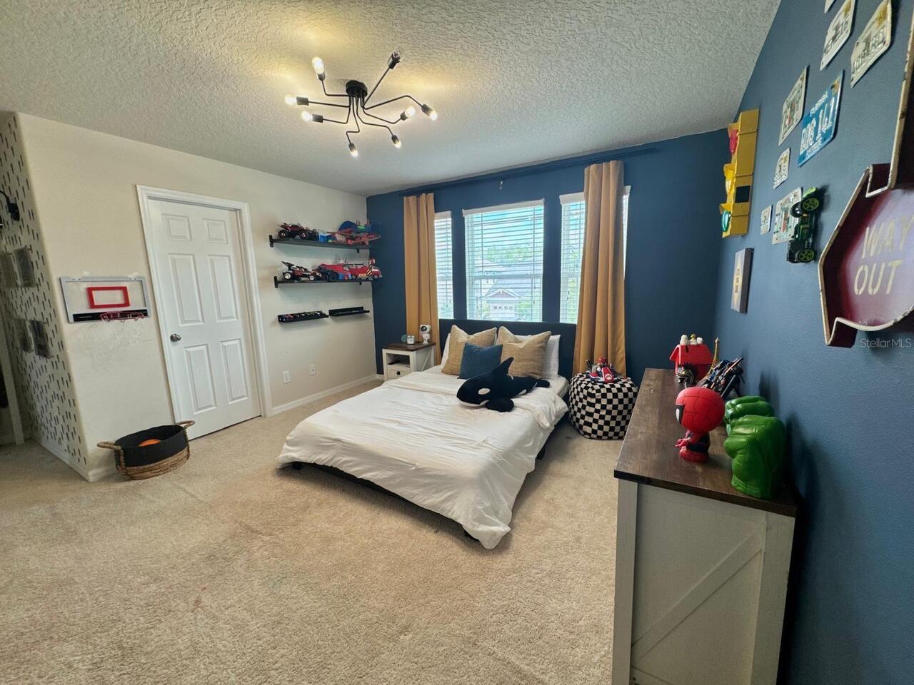 Listing Photo 18