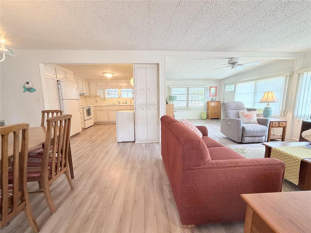 Listing Photo 17