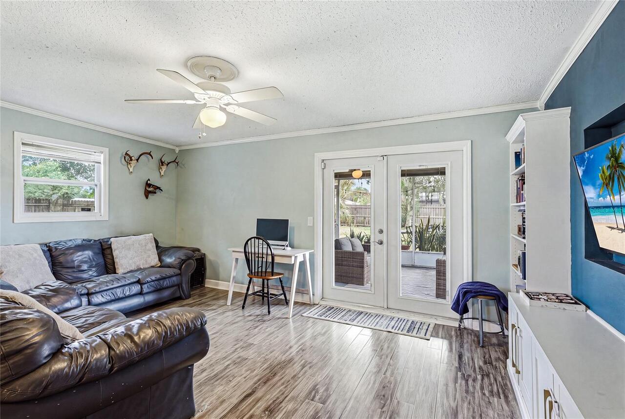 Listing Photo 9