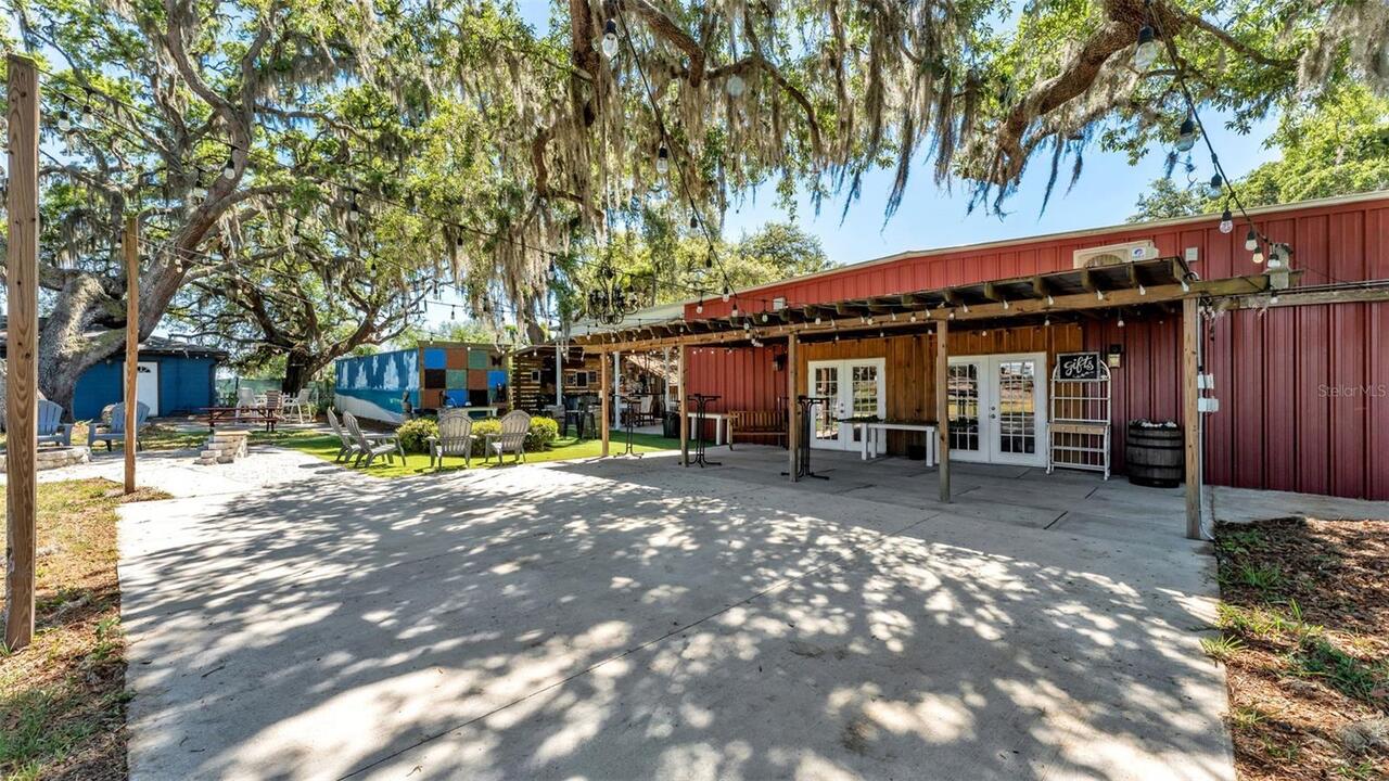 Listing Photo 11