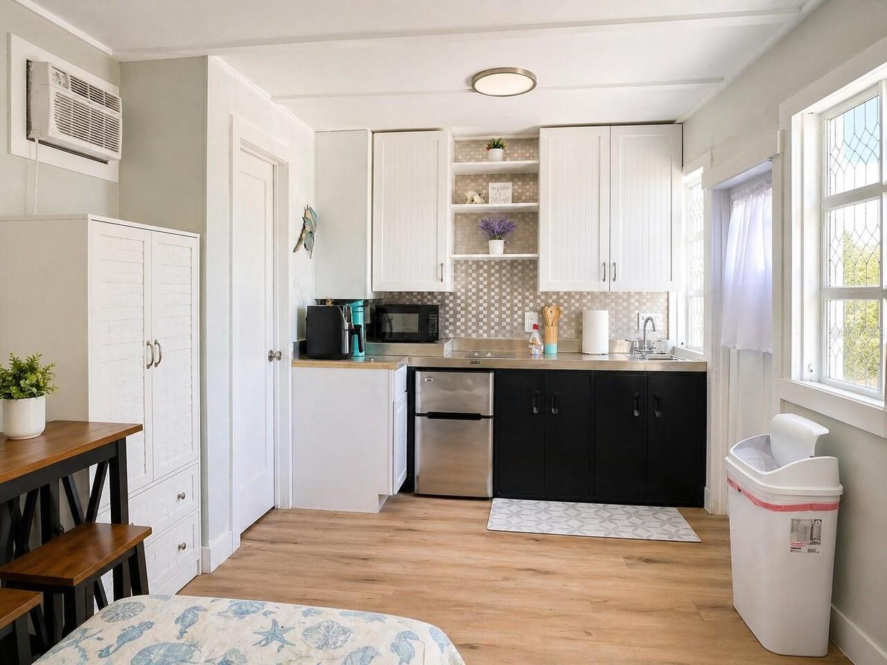 Listing Photo 12