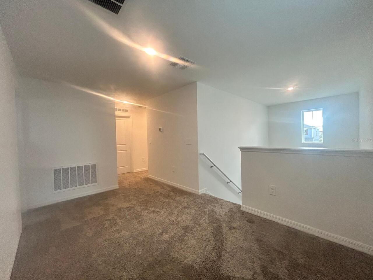 Listing Photo 9