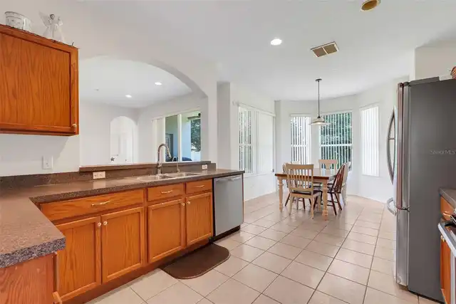 Listing Photo 17