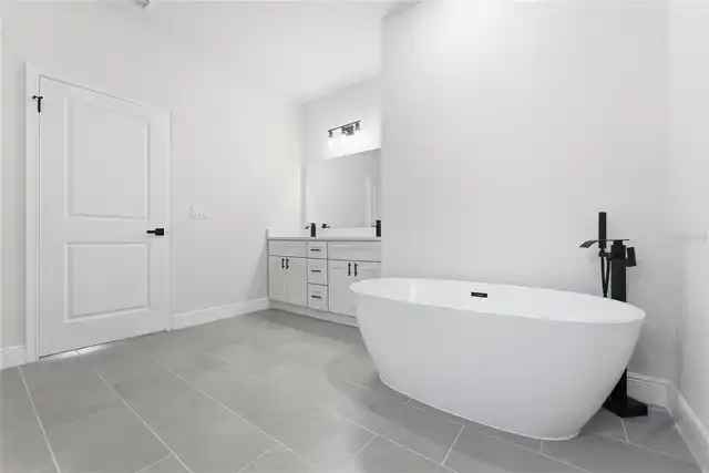 Listing Photo 21