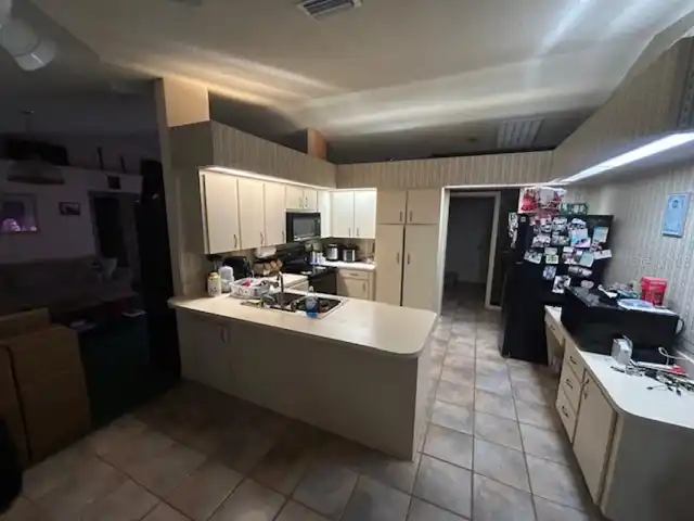 Listing Photo 7
