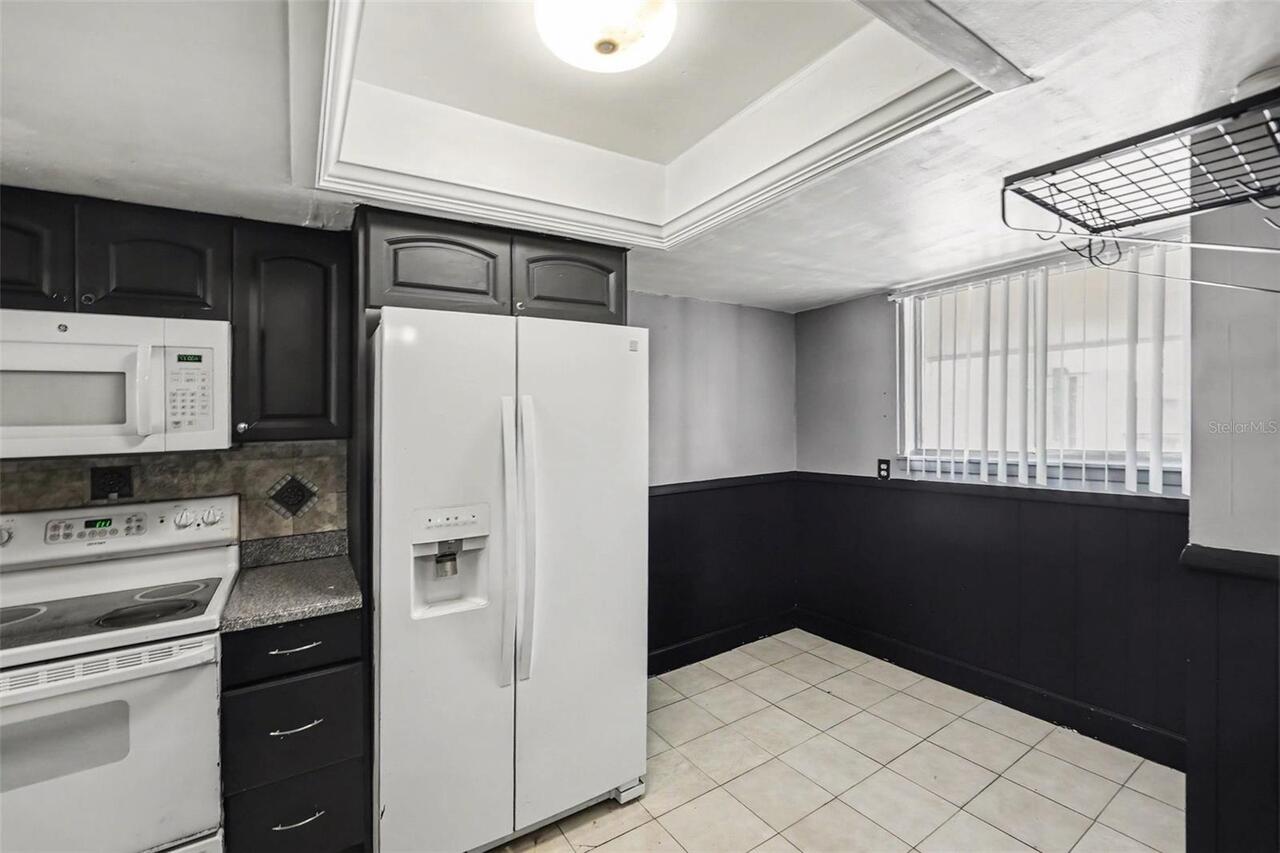 Listing Photo 8