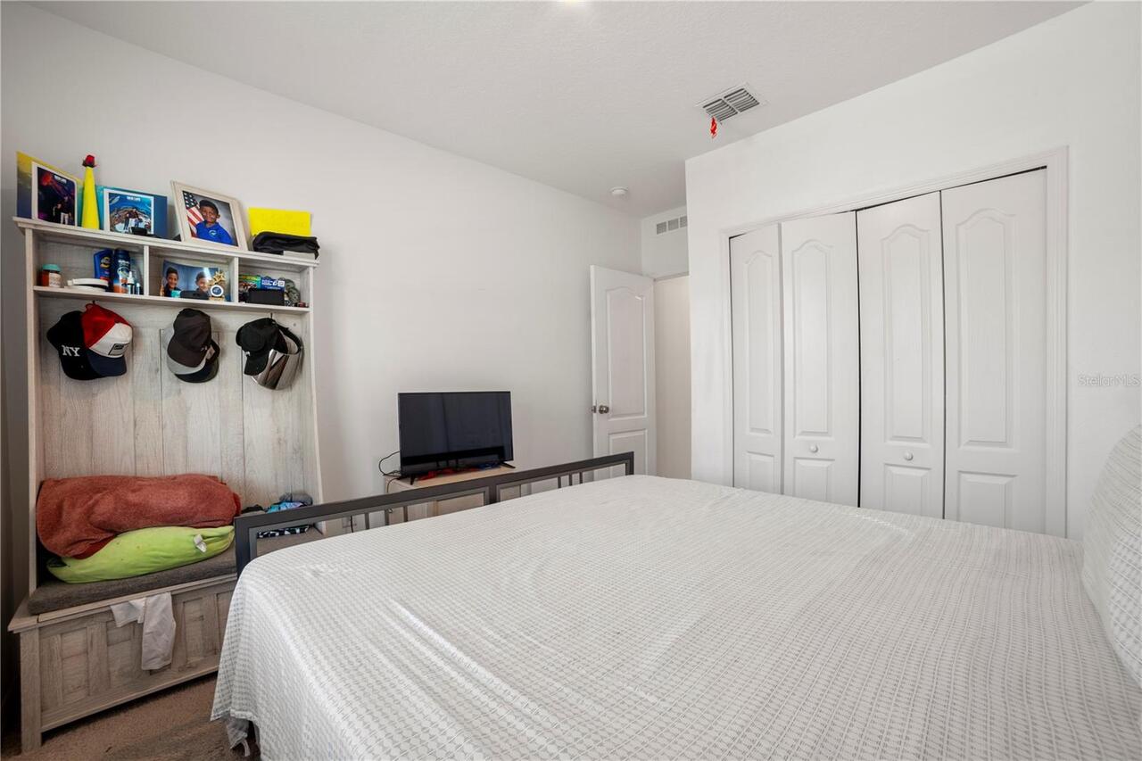 Listing Photo 14