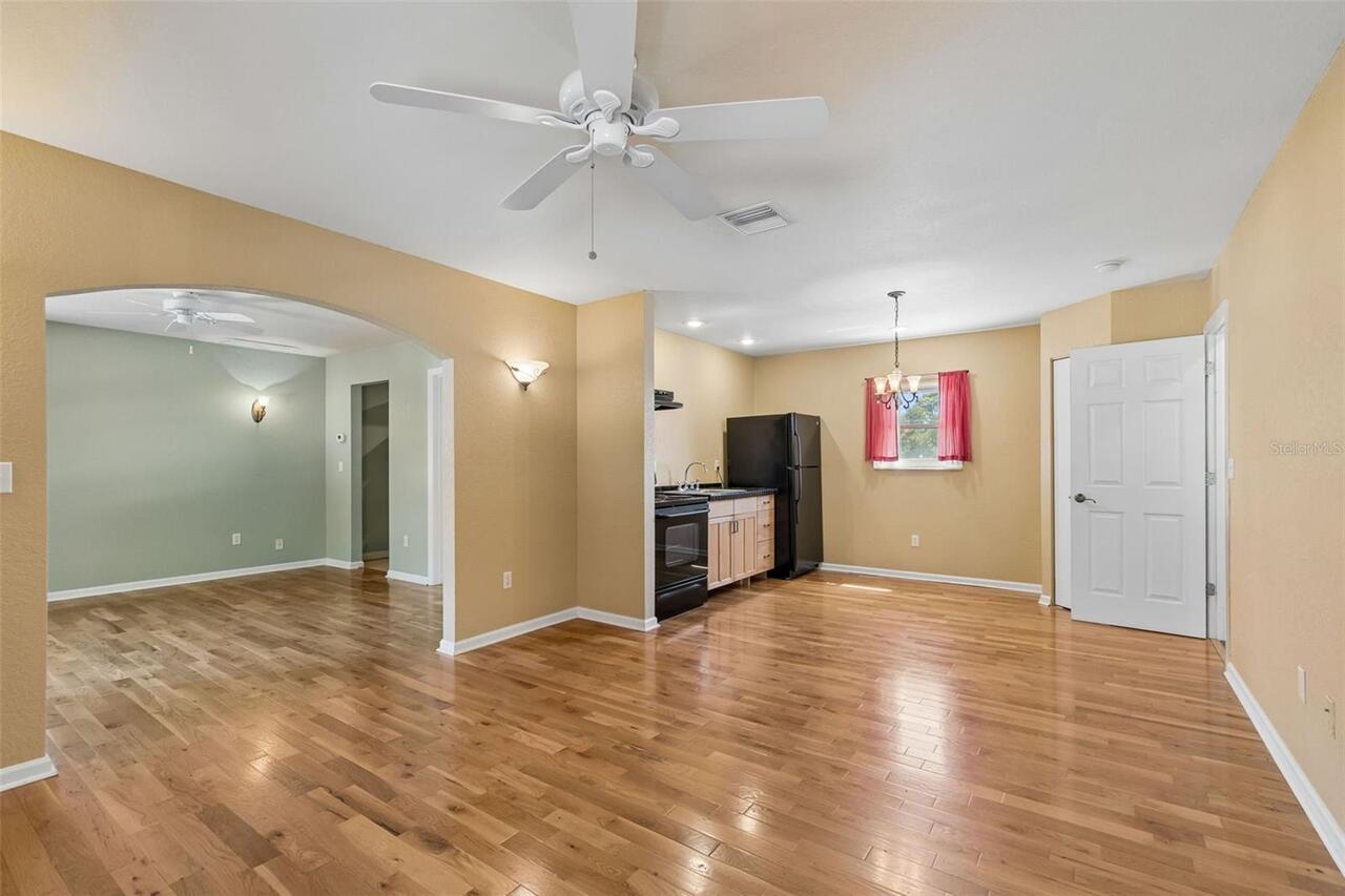 Listing Photo 19