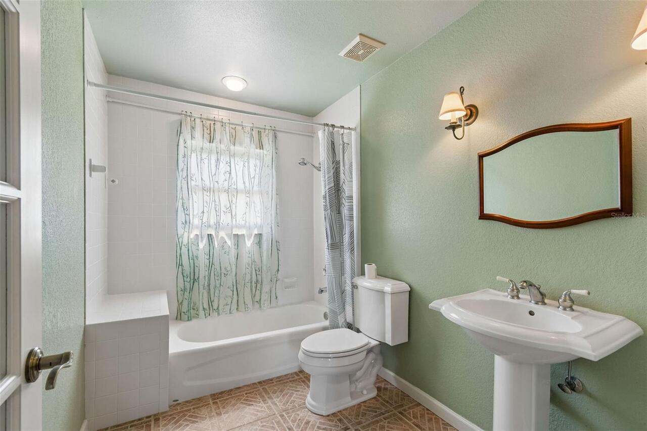 Listing Photo 23