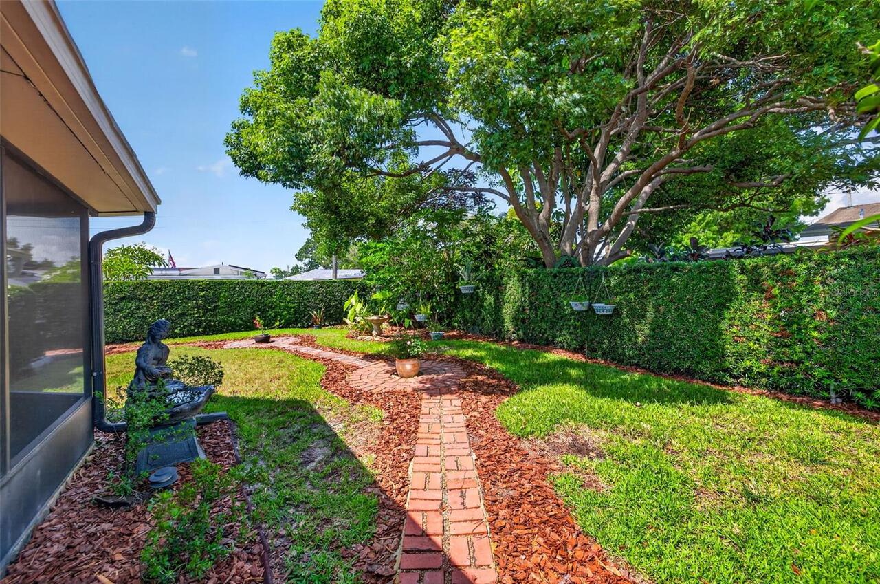 Listing Photo 25