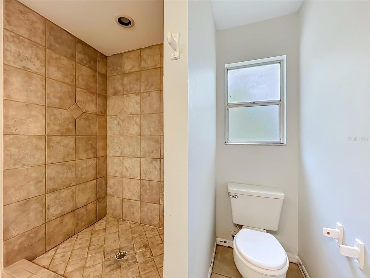 Listing Photo 34