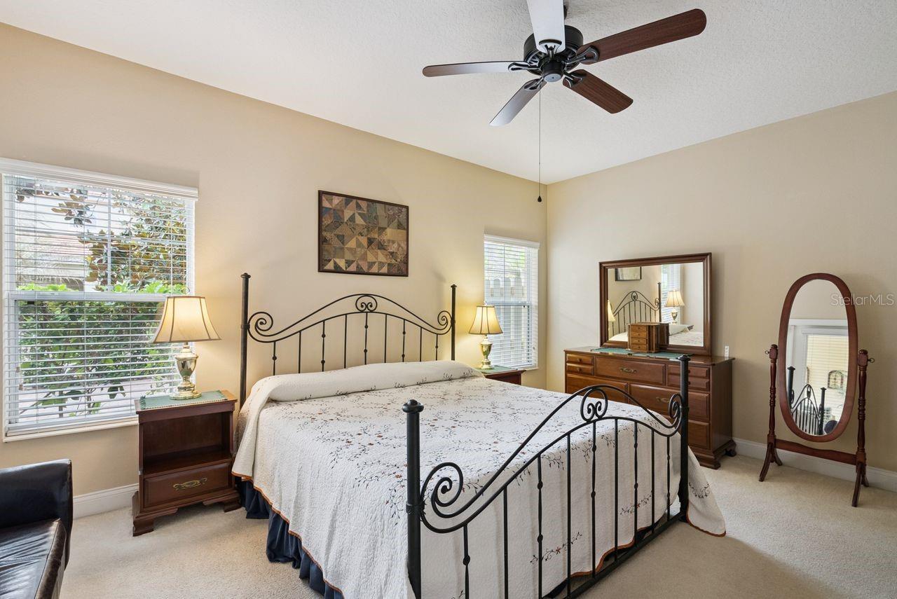Listing Photo 10