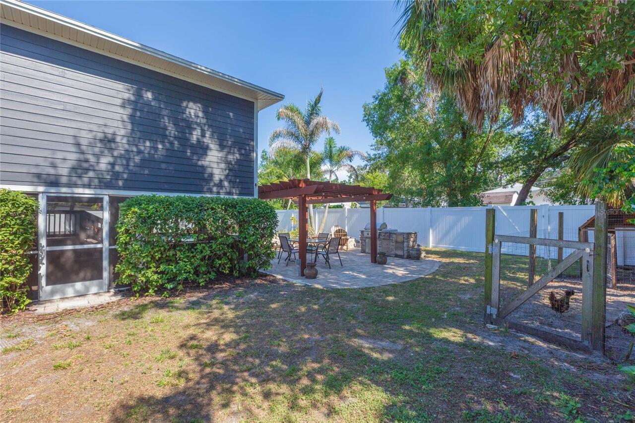 Listing Photo 42