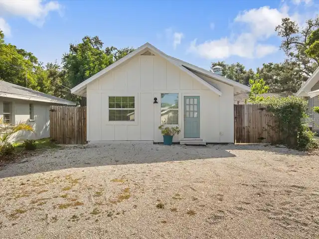 Listing Photo 20