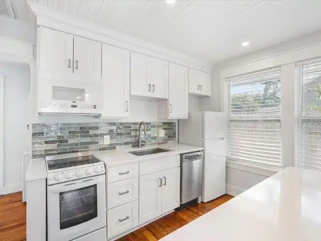Listing Photo 23