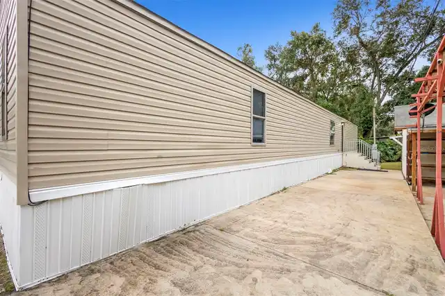 Listing Photo 28