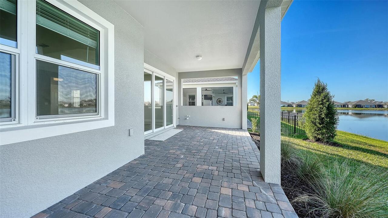 Listing Photo 8