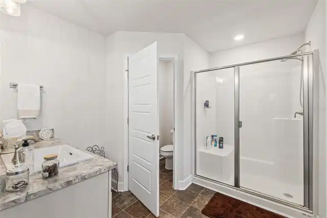 Listing Photo 21