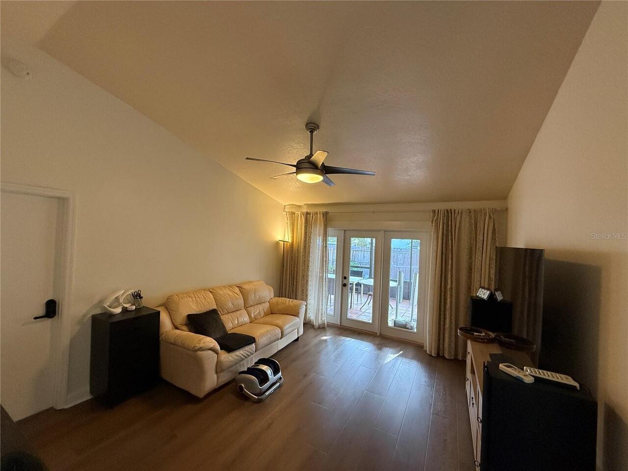 Listing Photo 24