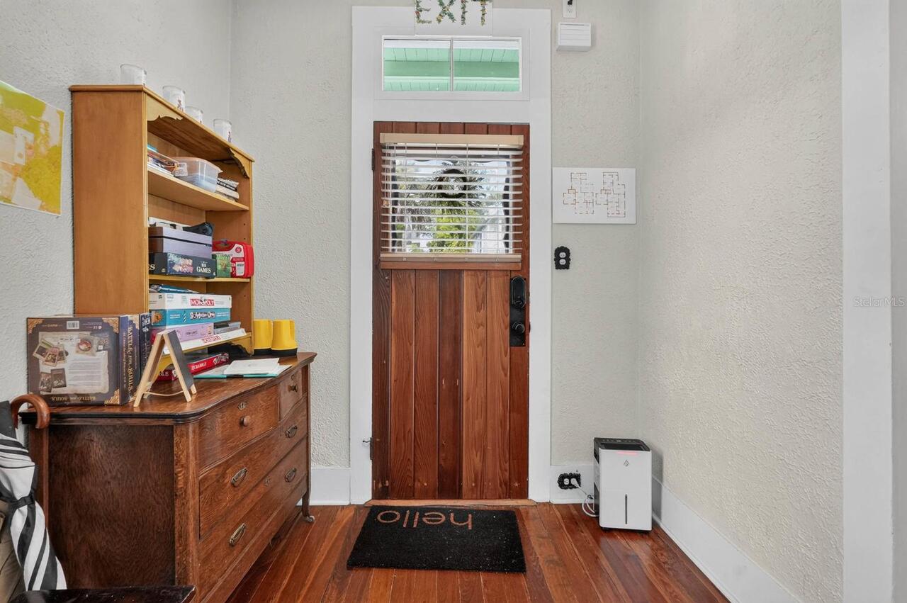 Listing Photo 10