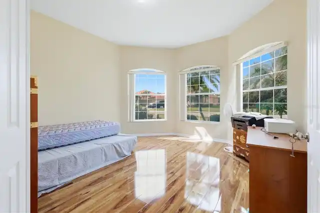 Listing Photo 23