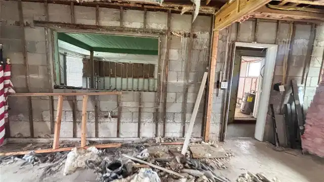 Listing Photo 10