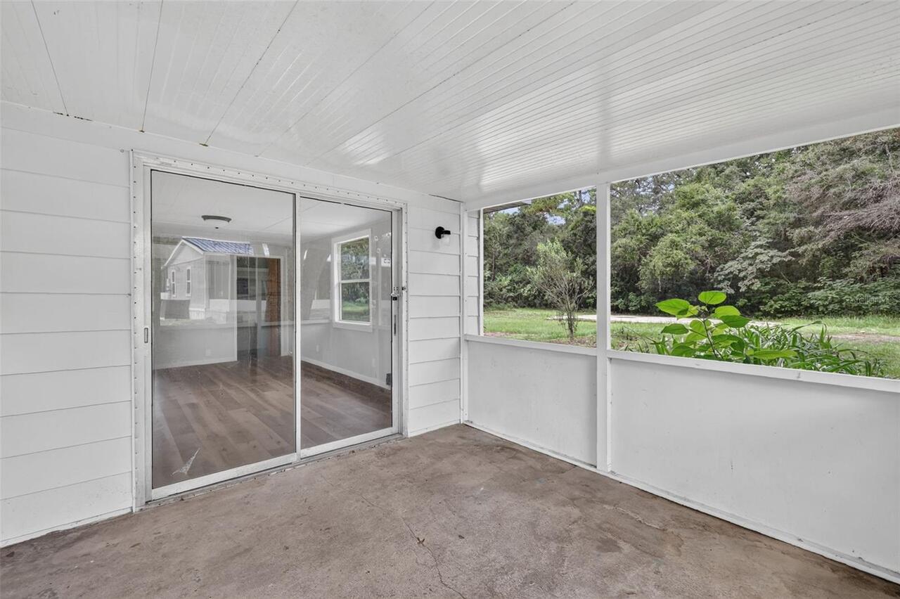 Listing Photo 8