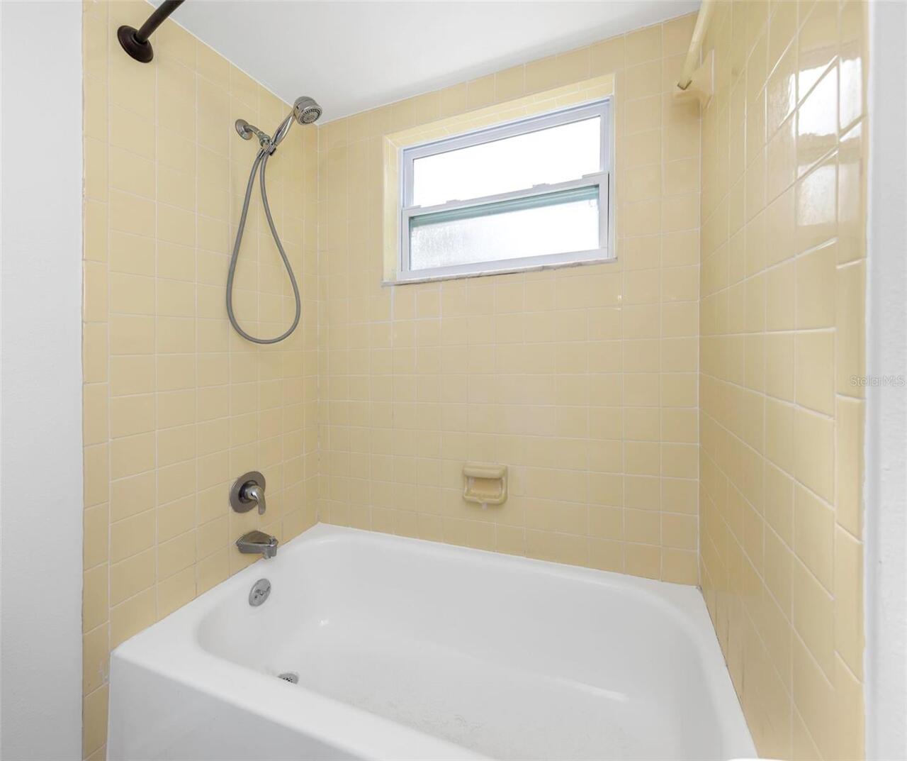 Listing Photo 24