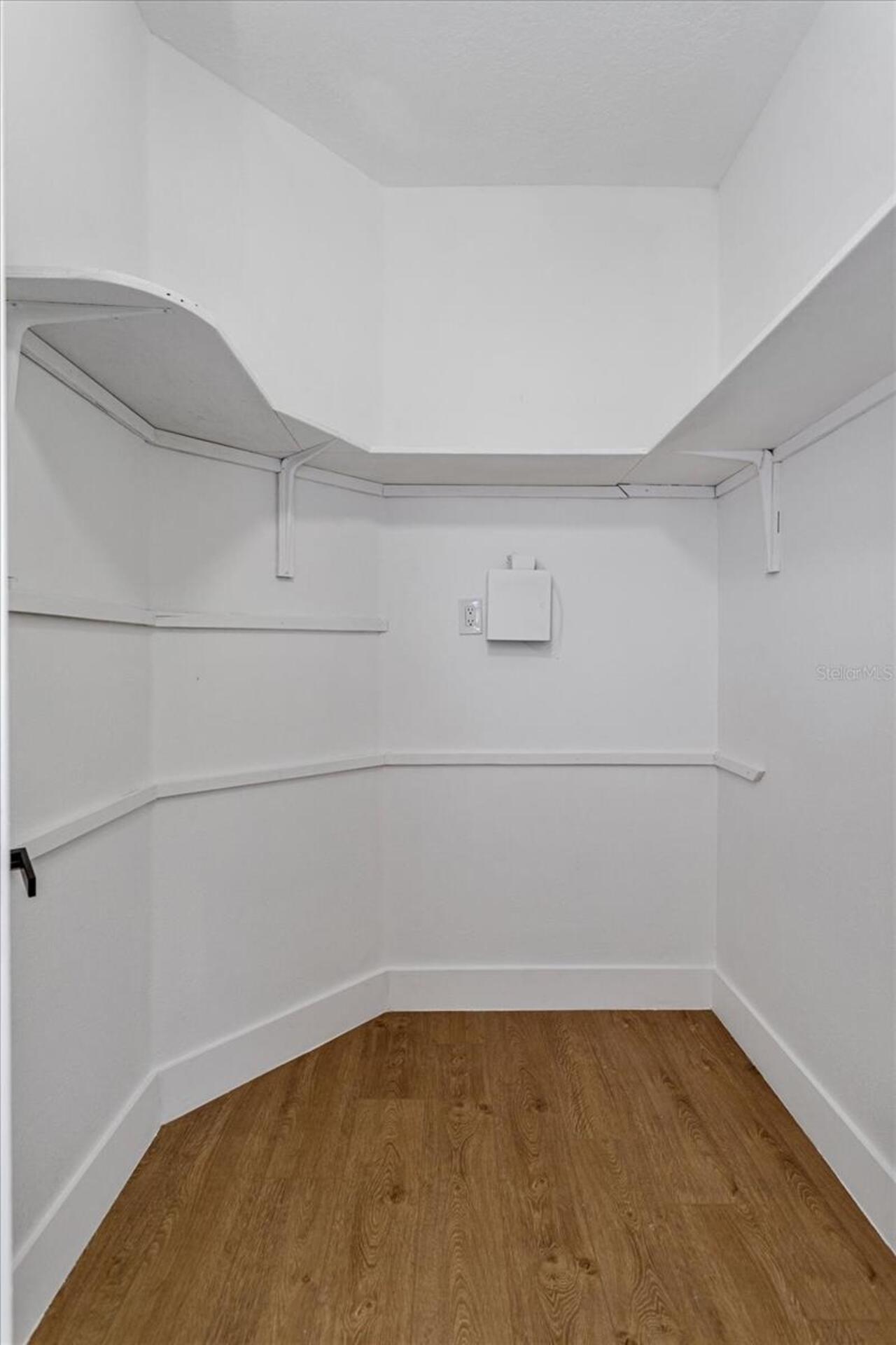 Listing Photo 24