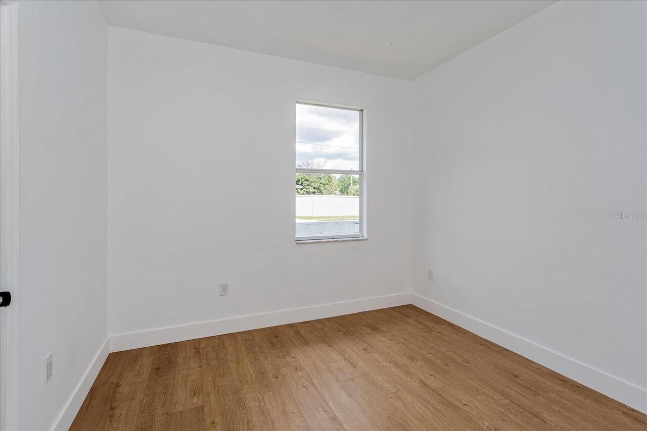 Listing Photo 28
