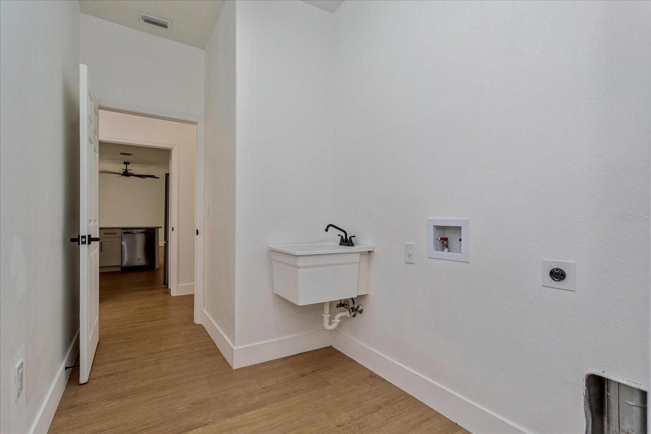 Listing Photo 32