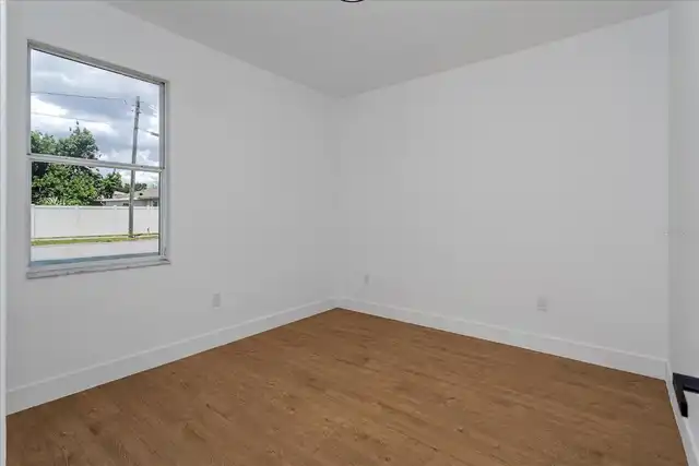 Listing Photo 32