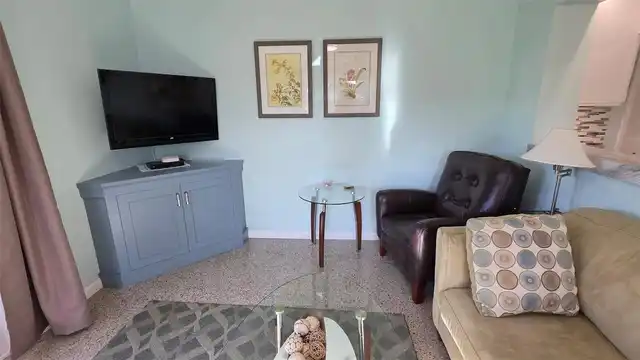 Listing Photo 22