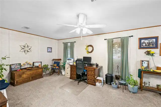 Listing Photo 18