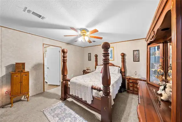 Listing Photo 28