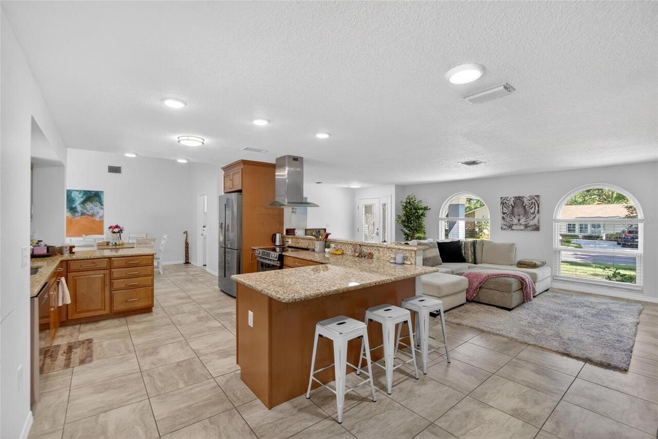 Listing Photo 10
