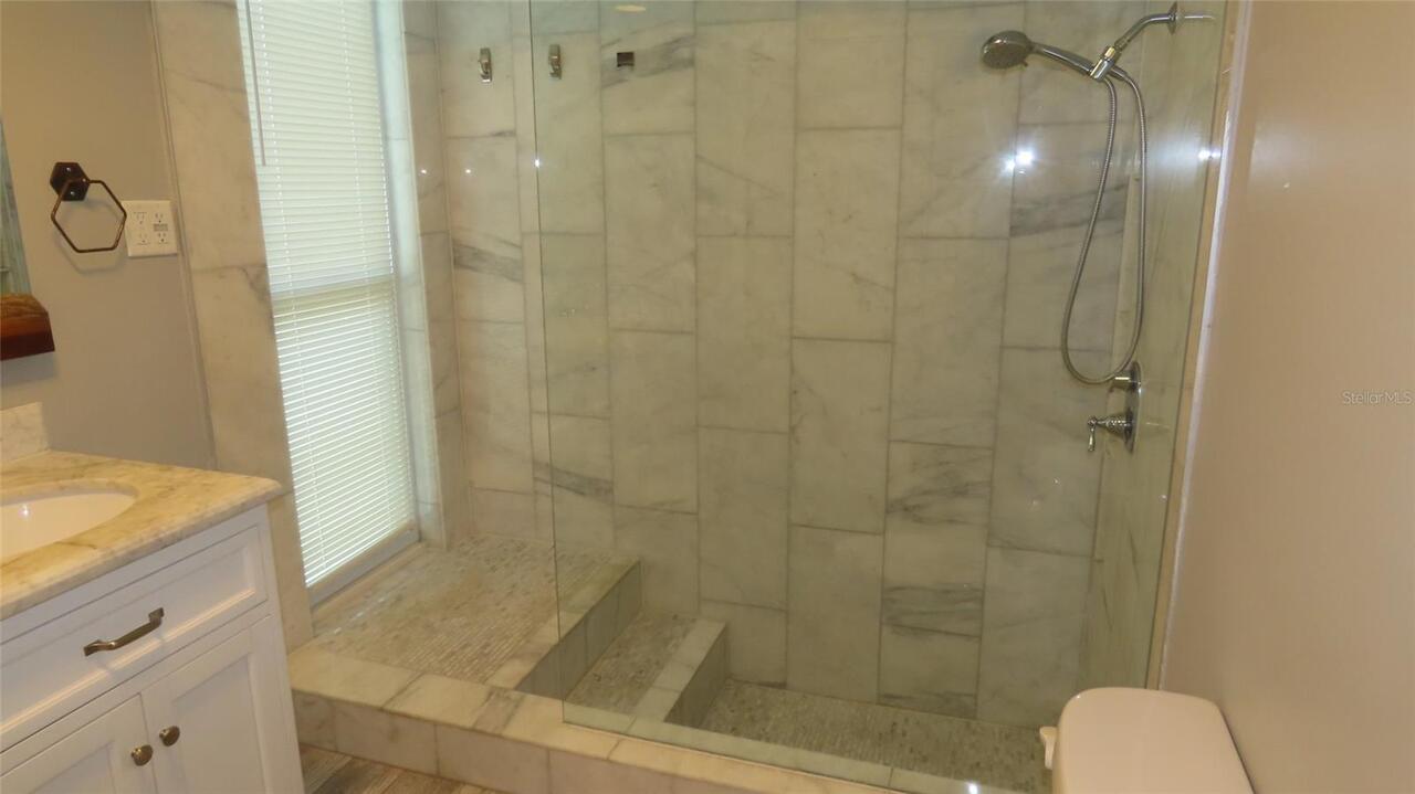 Listing Photo 24
