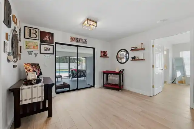 Listing Photo 21