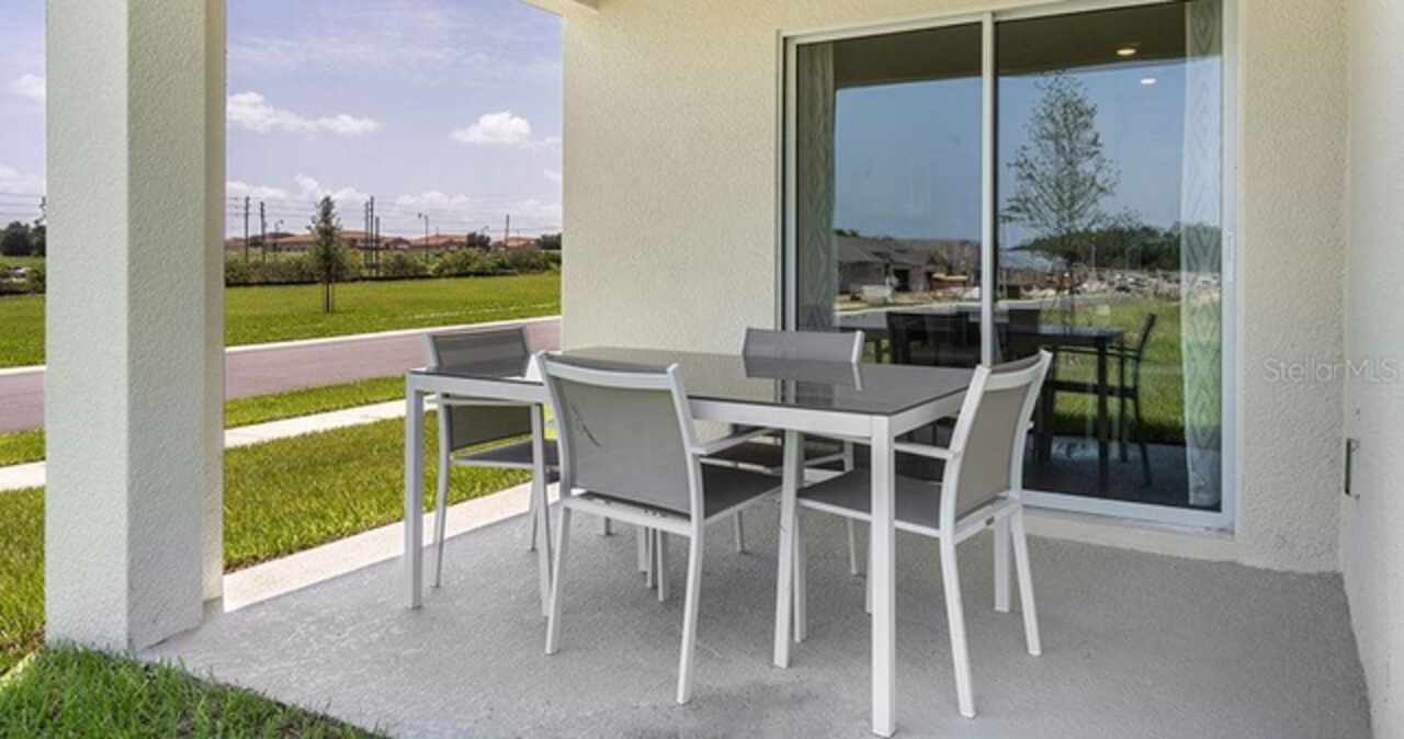 Listing Photo 17