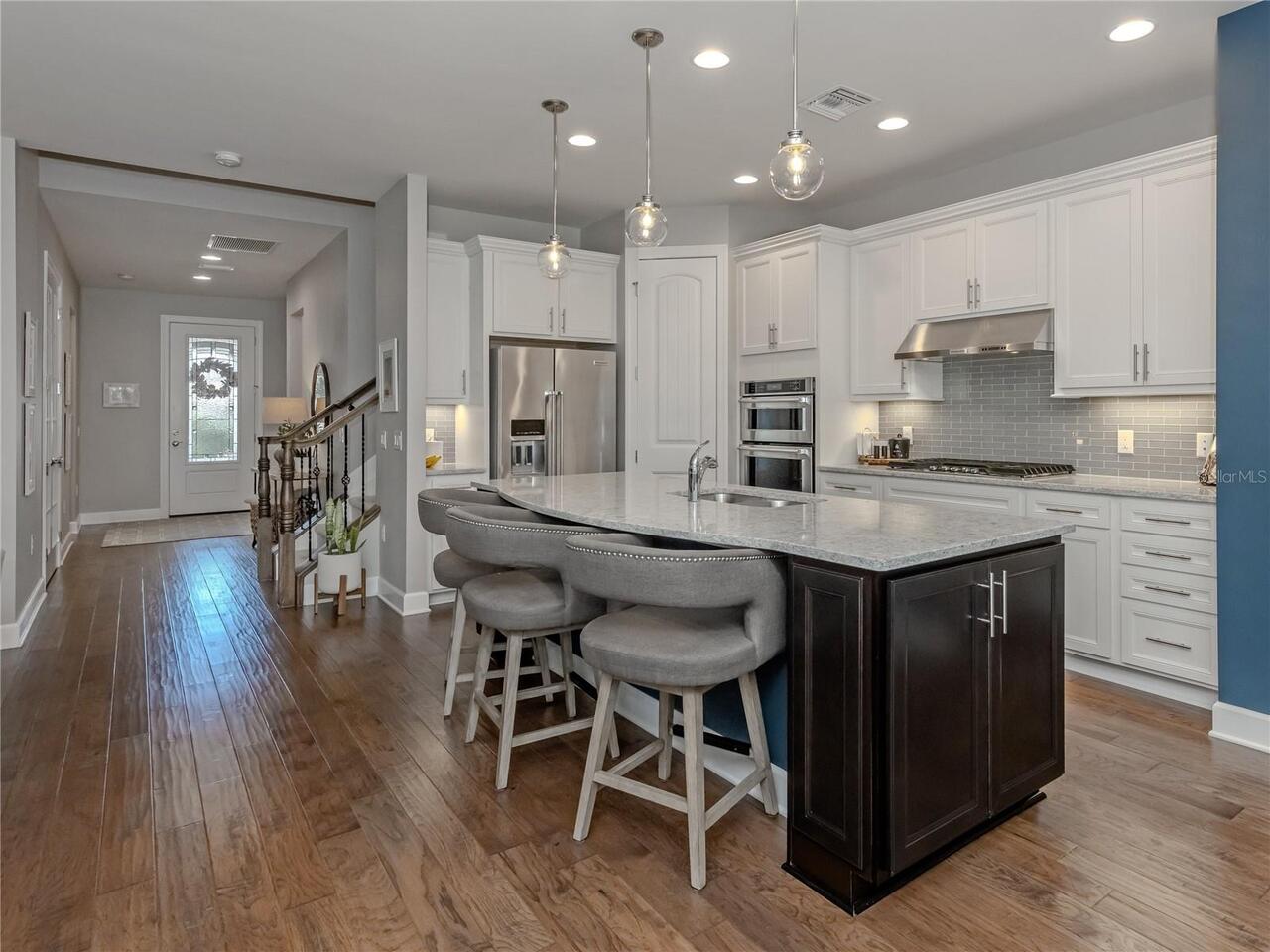 Listing Photo 11