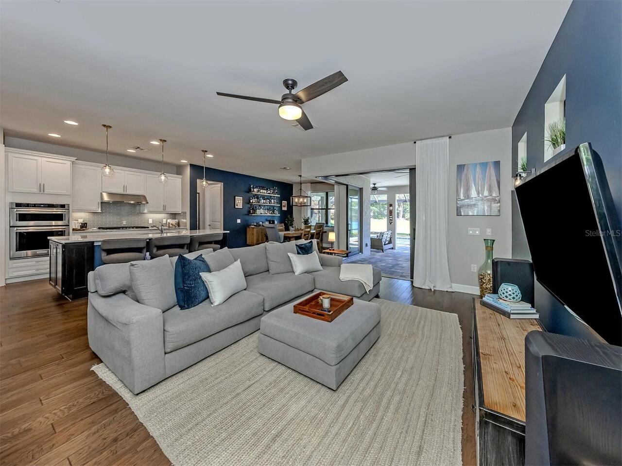 Listing Photo 17