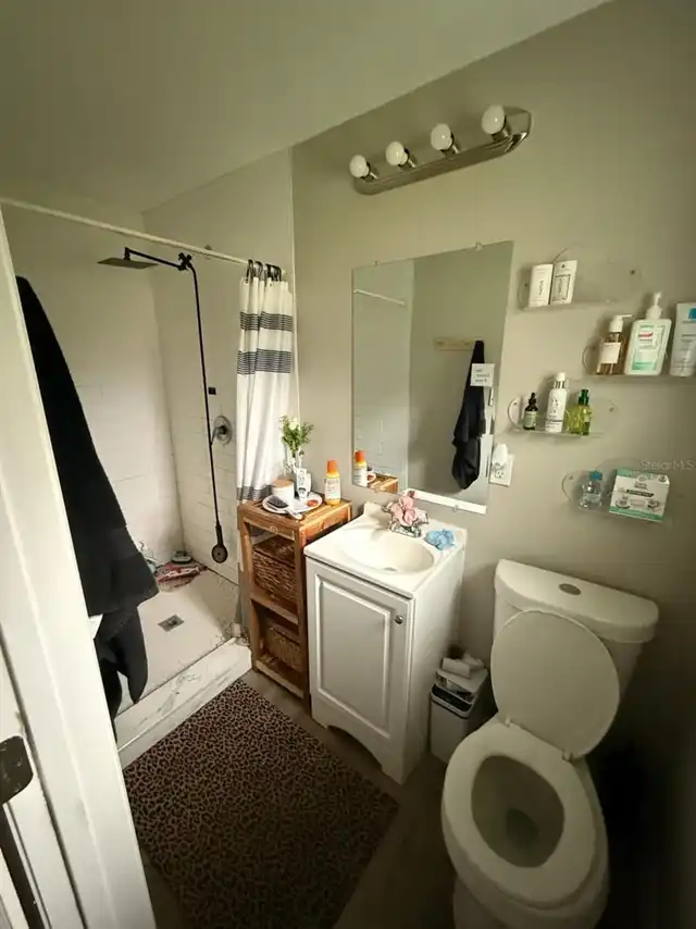 Listing Photo 17