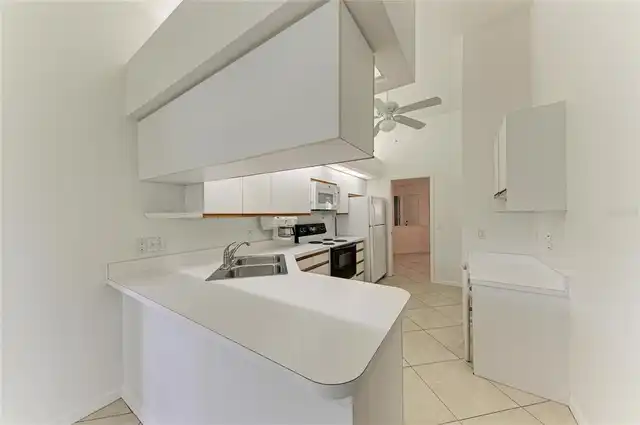 Listing Photo 16