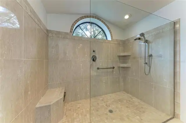 Listing Photo 28