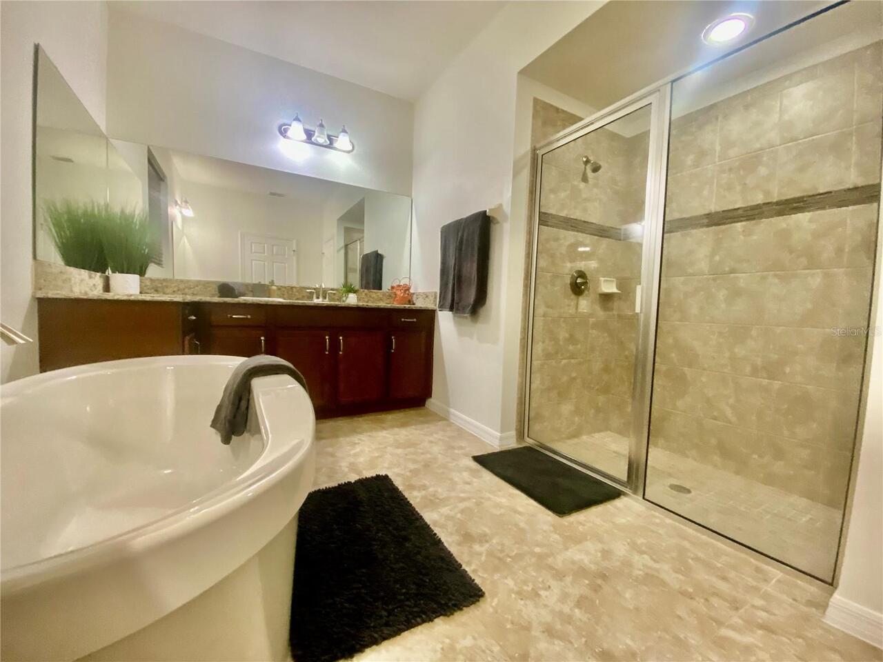 Listing Photo 44
